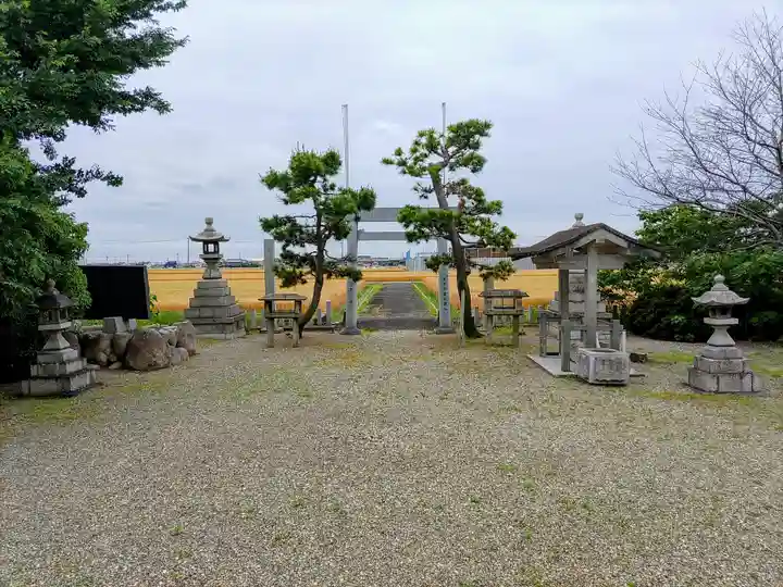 神明社(服岡)のその他建物