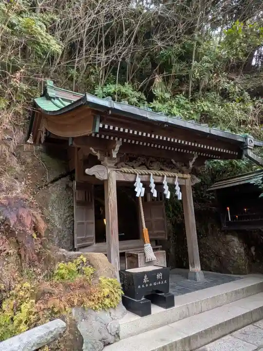 銭洗弁財天宇賀福神社(神奈川県)