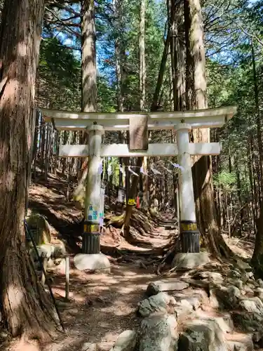 三峯神社奥宮(埼玉県)