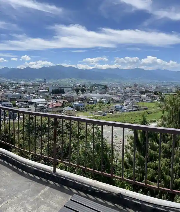 差出磯大嶽山神社 仕事と健康と厄よけの神さま(山梨県)