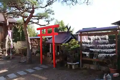 御嶽山神社の末社・摂社