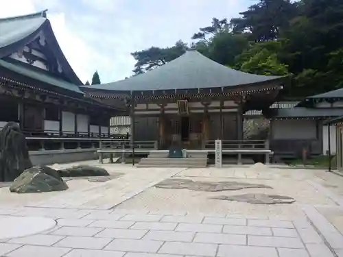 忉利天上寺の本殿・本堂
