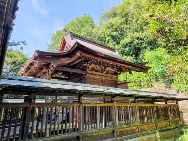 山梨岡神社(山梨県)