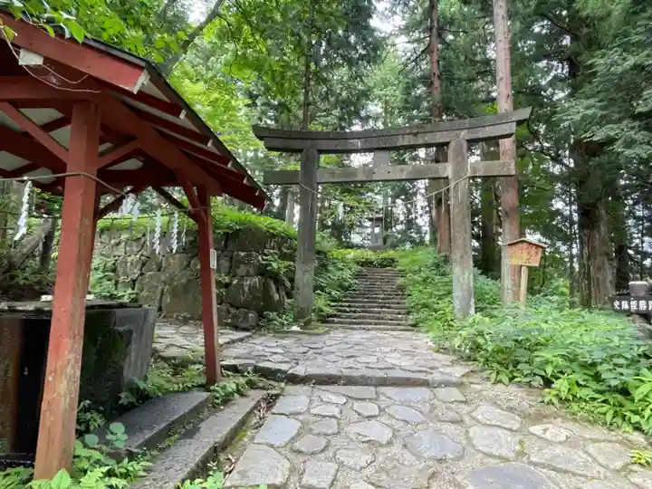 本宮神社(日光二荒山神社別宮)(栃木県)