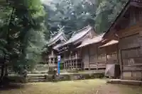 多鳩神社の本殿・本堂
