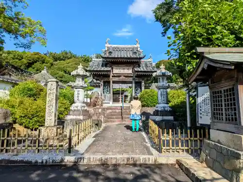 聖應寺の山門・神門