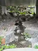 祠(極楽水)の{uncategorized: "未分類", other: "その他", undefined: "問題あり", building: "その他建物", grave: "お墓", sacred_gate: "鳥居", guardian: "狛犬", statue: "像", buddha: "仏像", history: "歴史", nature: "自然", garden: "庭園", animal: "動物", pagoda: "塔", temizu: "手水舎", mountain_gate: "山門・神門", sanctuary: "本殿・本堂", subordinate: "末社・摂社", art: "芸術", scenery: "景色", jizo: "地蔵", ema: "絵馬", goshuin: "御朱印", omikuji: "おみくじ", items: "授与品その他", amulet: "お守り", goshuincho: "御朱印帳", eats: "食事", festival: "お祭り", votive_dance: "神楽", shichigosan: "七五三参", wedding: "結婚式", experience: "体験その他", initially: "初詣", around: "周辺", anti_infection: "感染症対策"}