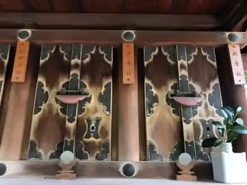 三輪神社の末社・摂社