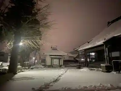 浄土真宗本願寺派久喜山高善寺の本殿・本堂