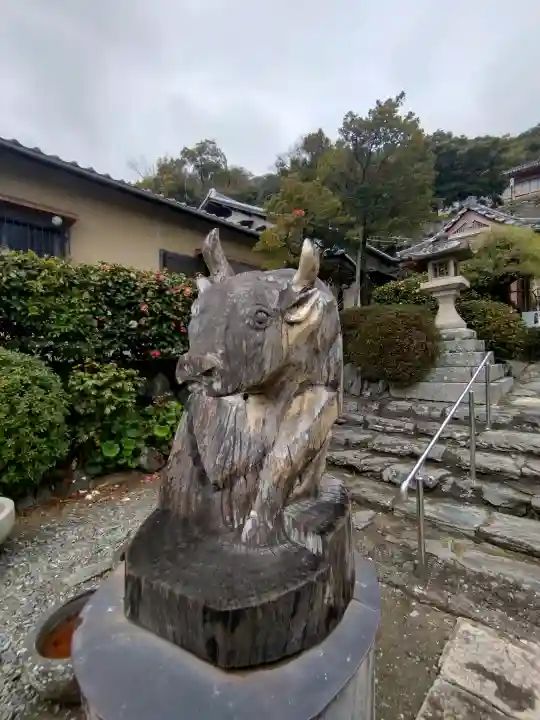 和歌浦天満宮の{uncategorized: "未分類", other: "その他", undefined: "問題あり", building: "その他建物", grave: "お墓", sacred_gate: "鳥居", guardian: "狛犬", statue: "像", buddha: "仏像", history: "歴史", nature: "自然", garden: "庭園", animal: "動物", pagoda: "塔", temizu: "手水舎", mountain_gate: "山門・神門", sanctuary: "本殿・本堂", subordinate: "末社・摂社", art: "芸術", scenery: "景色", jizo: "地蔵", ema: "絵馬", goshuin: "御朱印", omikuji: "おみくじ", items: "授与品その他", amulet: "お守り", goshuincho: "御朱印帳", eats: "食事", festival: "お祭り", votive_dance: "神楽", shichigosan: "七五三参", wedding: "結婚式", experience: "体験その他", initially: "初詣", around: "周辺", anti_infection: "感染症対策"}