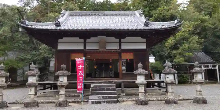 新屋坐天照御魂神社の本殿・本堂