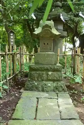 比々多神社の末社・摂社