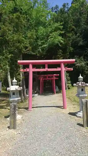 長石稲荷神社の鳥居