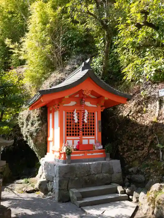 祐徳稲荷神社の{uncategorized: "未分類", other: "その他", undefined: "問題あり", building: "その他建物", grave: "お墓", sacred_gate: "鳥居", guardian: "狛犬", statue: "像", buddha: "仏像", history: "歴史", nature: "自然", garden: "庭園", animal: "動物", pagoda: "塔", temizu: "手水舎", mountain_gate: "山門・神門", sanctuary: "本殿・本堂", subordinate: "末社・摂社", art: "芸術", scenery: "景色", jizo: "地蔵", ema: "絵馬", goshuin: "御朱印", omikuji: "おみくじ", items: "授与品その他", amulet: "お守り", goshuincho: "御朱印帳", eats: "食事", festival: "お祭り", votive_dance: "神楽", shichigosan: "七五三参", wedding: "結婚式", experience: "体験その他", initially: "初詣", around: "周辺", anti_infection: "感染症対策"}