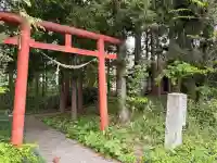 年子狐稲荷神社の{uncategorized: "未分類", other: "その他", undefined: "問題あり", building: "その他建物", grave: "お墓", sacred_gate: "鳥居", guardian: "狛犬", statue: "像", buddha: "仏像", history: "歴史", nature: "自然", garden: "庭園", animal: "動物", pagoda: "塔", temizu: "手水舎", mountain_gate: "山門・神門", sanctuary: "本殿・本堂", subordinate: "末社・摂社", art: "芸術", scenery: "景色", jizo: "地蔵", ema: "絵馬", goshuin: "御朱印", omikuji: "おみくじ", items: "授与品その他", amulet: "お守り", goshuincho: "御朱印帳", eats: "食事", festival: "お祭り", votive_dance: "神楽", shichigosan: "七五三参", wedding: "結婚式", experience: "体験その他", initially: "初詣", around: "周辺", anti_infection: "感染症対策"}