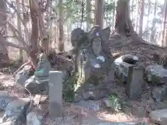 愛宕神社の像