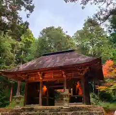 財賀寺の山門