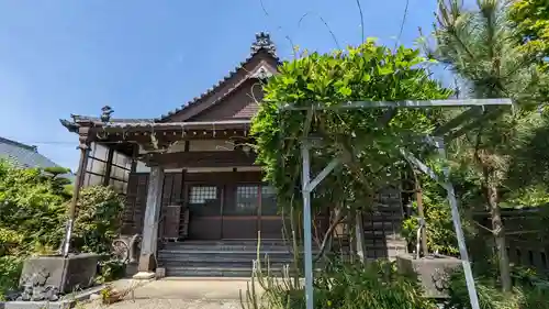 成願寺の本殿・本堂