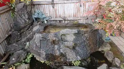 潮田神社の手水舎