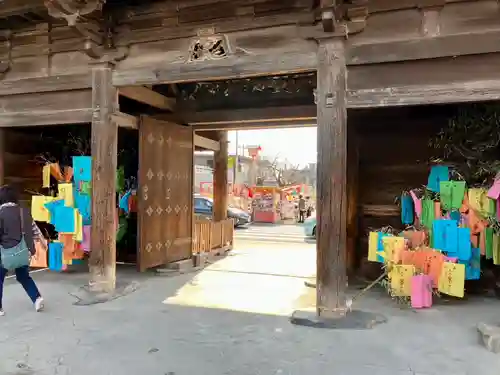 尾張大國霊神社（国府宮）の山門