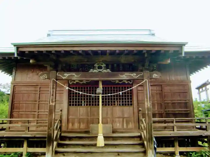 温泉神社(佐良土)の本殿・本堂