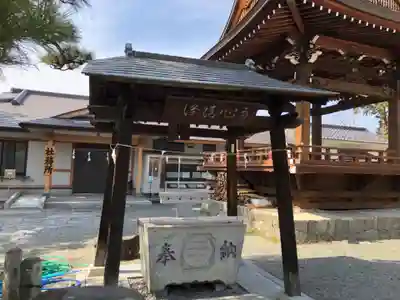 玉諸神社の手水舎