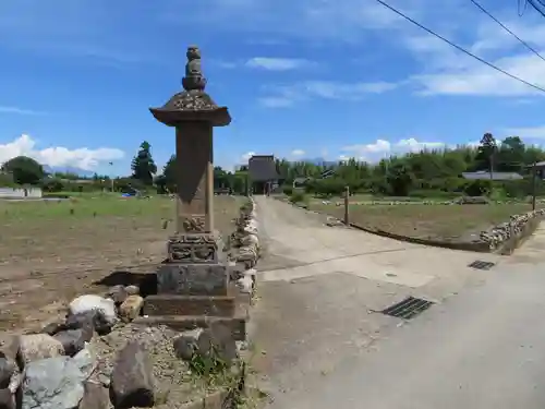 本照寺の建物その他