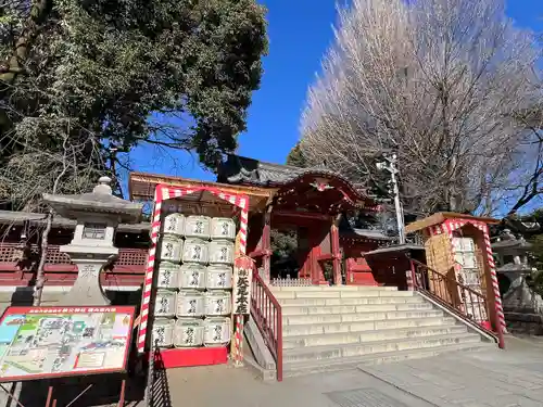 秩父神社の山門・神門