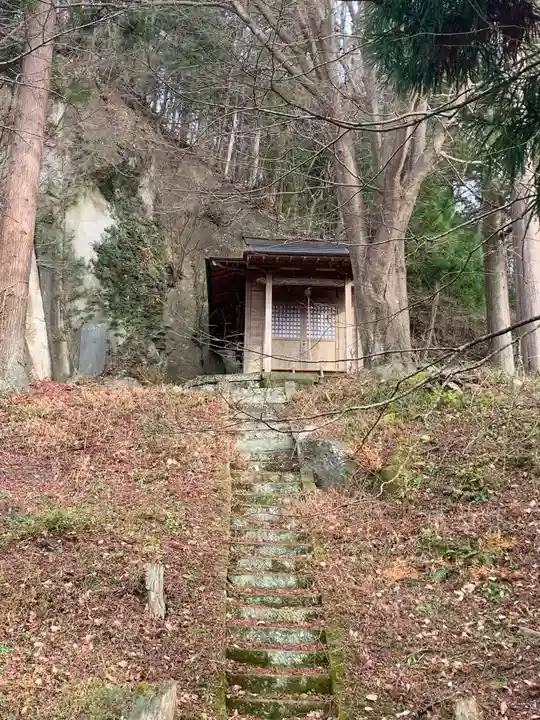 藤兵衛稲荷神社 羅漢山築城稲荷神社(福島県)
