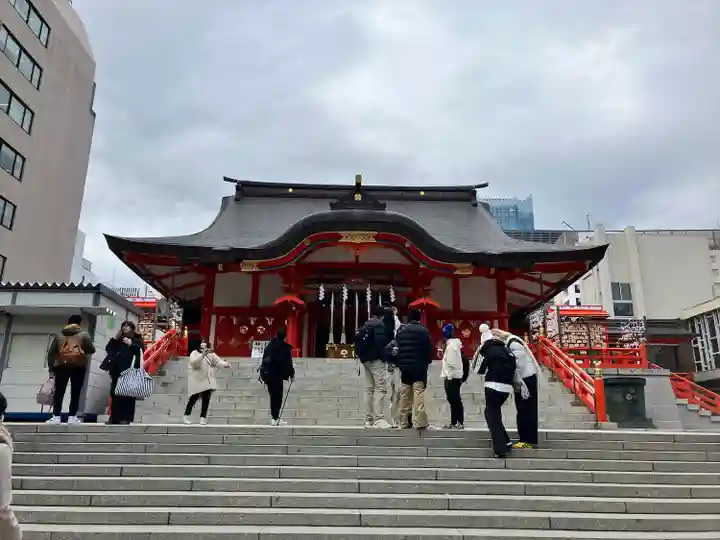 花園神社の本殿・本堂