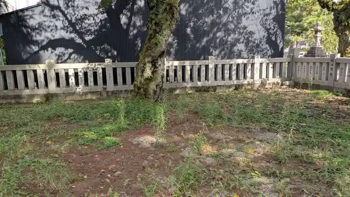 五十橿神社の庭園