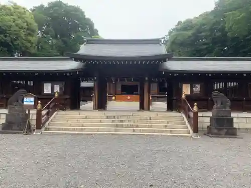 井草八幡宮の山門・神門