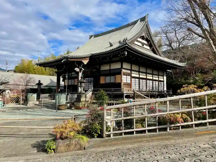 妙蓮寺の{uncategorized: "未分類", other: "その他", undefined: "問題あり", building: "その他建物", grave: "お墓", sacred_gate: "鳥居", guardian: "狛犬", statue: "像", buddha: "仏像", history: "歴史", nature: "自然", garden: "庭園", animal: "動物", pagoda: "塔", temizu: "手水舎", mountain_gate: "山門・神門", sanctuary: "本殿・本堂", subordinate: "末社・摂社", art: "芸術", scenery: "景色", jizo: "地蔵", ema: "絵馬", goshuin: "御朱印", omikuji: "おみくじ", items: "授与品その他", amulet: "お守り", goshuincho: "御朱印帳", eats: "食事", festival: "お祭り", votive_dance: "神楽", shichigosan: "七五三参", wedding: "結婚式", experience: "体験その他", initially: "初詣", around: "周辺", anti_infection: "感染症対策"}