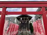 穴守稲荷神社の{uncategorized: "未分類", other: "その他", undefined: "問題あり", building: "その他建物", grave: "お墓", sacred_gate: "鳥居", guardian: "狛犬", statue: "像", buddha: "仏像", history: "歴史", nature: "自然", garden: "庭園", animal: "動物", pagoda: "塔", temizu: "手水舎", mountain_gate: "山門・神門", sanctuary: "本殿・本堂", subordinate: "末社・摂社", art: "芸術", scenery: "景色", jizo: "地蔵", ema: "絵馬", goshuin: "御朱印", omikuji: "おみくじ", items: "授与品その他", amulet: "お守り", goshuincho: "御朱印帳", eats: "食事", festival: "お祭り", votive_dance: "神楽", shichigosan: "七五三参", wedding: "結婚式", experience: "体験その他", initially: "初詣", around: "周辺", anti_infection: "感染症対策"}