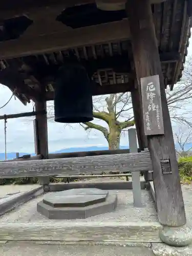 善峯寺の{uncategorized: "未分類", other: "その他", undefined: "問題あり", building: "その他建物", grave: "お墓", sacred_gate: "鳥居", guardian: "狛犬", statue: "像", buddha: "仏像", history: "歴史", nature: "自然", garden: "庭園", animal: "動物", pagoda: "塔", temizu: "手水舎", mountain_gate: "山門・神門", sanctuary: "本殿・本堂", subordinate: "末社・摂社", art: "芸術", scenery: "景色", jizo: "地蔵", ema: "絵馬", goshuin: "御朱印", omikuji: "おみくじ", items: "授与品その他", amulet: "お守り", goshuincho: "御朱印帳", eats: "食事", festival: "お祭り", votive_dance: "神楽", shichigosan: "七五三参", wedding: "結婚式", experience: "体験その他", initially: "初詣", around: "周辺", anti_infection: "感染症対策"}