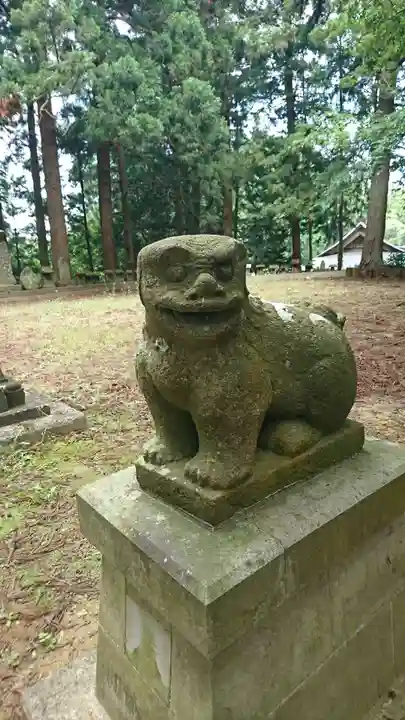 御賀八幡宮の狛犬