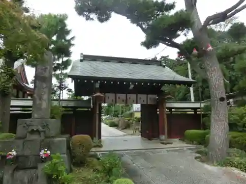 大坊本行寺の山門