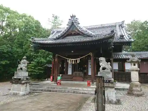 八柱神社の本殿・本堂