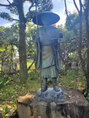 赤城大教会赤城寺の像