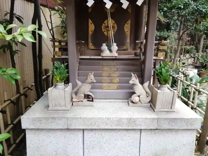 三田春日神社の末社・摂社