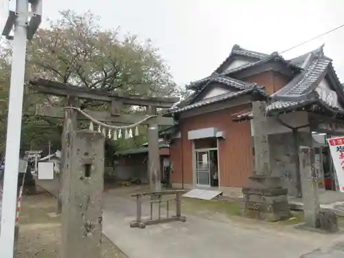 前玉神社の鳥居