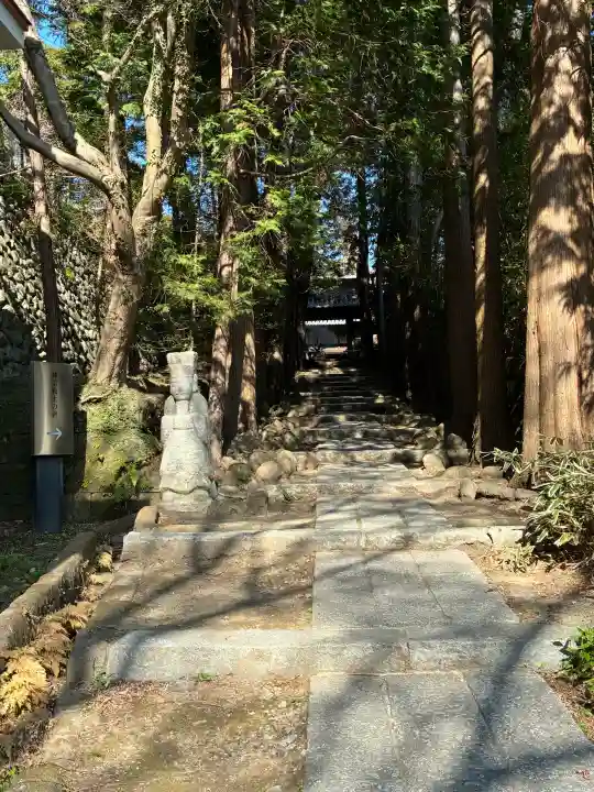 建長寺の{uncategorized: "未分類", other: "その他", undefined: "問題あり", building: "その他建物", grave: "お墓", sacred_gate: "鳥居", guardian: "狛犬", statue: "像", buddha: "仏像", history: "歴史", nature: "自然", garden: "庭園", animal: "動物", pagoda: "塔", temizu: "手水舎", mountain_gate: "山門・神門", sanctuary: "本殿・本堂", subordinate: "末社・摂社", art: "芸術", scenery: "景色", jizo: "地蔵", ema: "絵馬", goshuin: "御朱印", omikuji: "おみくじ", items: "授与品その他", amulet: "お守り", goshuincho: "御朱印帳", eats: "食事", festival: "お祭り", votive_dance: "神楽", shichigosan: "七五三参", wedding: "結婚式", experience: "体験その他", initially: "初詣", around: "周辺", anti_infection: "感染症対策"}