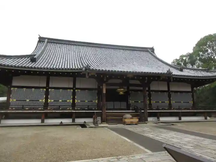 仁和寺の本殿・本堂
