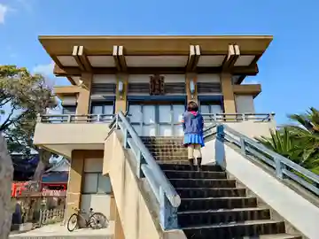 遠照山 光明寺(尼崎大仏)の本殿・本堂