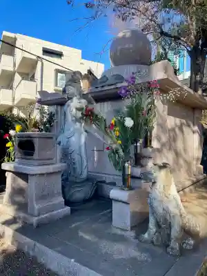 清立院の{uncategorized: "未分類", other: "その他", undefined: "問題あり", building: "その他建物", grave: "お墓", sacred_gate: "鳥居", guardian: "狛犬", statue: "像", buddha: "仏像", history: "歴史", nature: "自然", garden: "庭園", animal: "動物", pagoda: "塔", temizu: "手水舎", mountain_gate: "山門・神門", sanctuary: "本殿・本堂", subordinate: "末社・摂社", art: "芸術", scenery: "景色", jizo: "地蔵", ema: "絵馬", goshuin: "御朱印", omikuji: "おみくじ", items: "授与品その他", amulet: "お守り", goshuincho: "御朱印帳", eats: "食事", festival: "お祭り", votive_dance: "神楽", shichigosan: "七五三参", wedding: "結婚式", experience: "体験その他", initially: "初詣", around: "周辺", anti_infection: "感染症対策"}