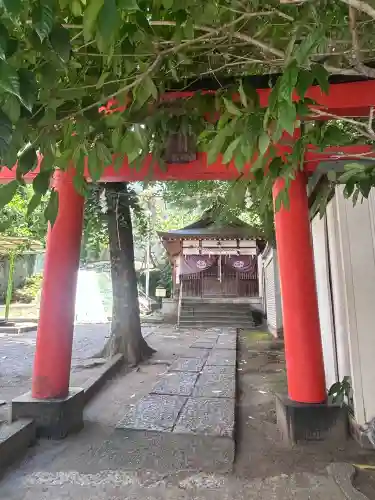 出世稲荷神社（春日稲荷神社）(東京都)