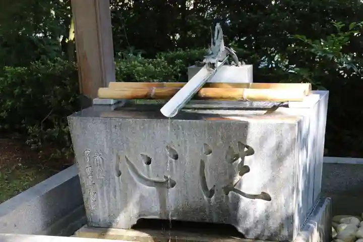 鏡石鹿嶋神社 *安産・開運・勝利の神さま*の手水舎