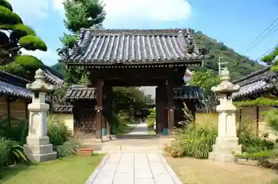如来寺の山門・神門