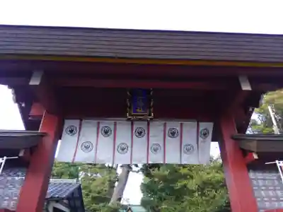 五方山熊野神社の山門・神門