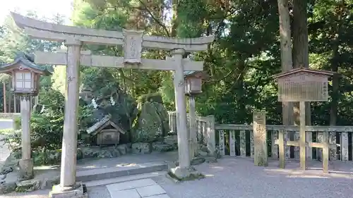 白山比咩神社の鳥居